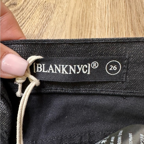 NWT Blank NYC Black Miniskirt size 26 - Picture 3 of 9